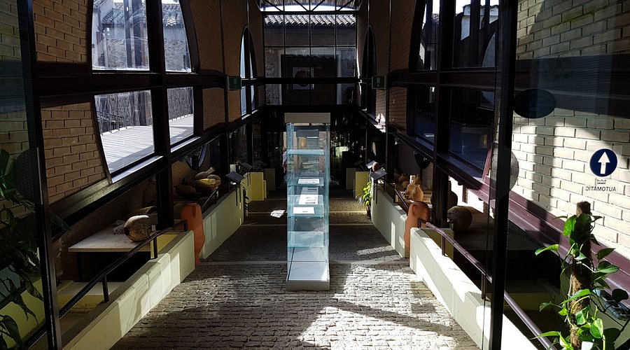 Foto interna del museo archeologico di Villasimius